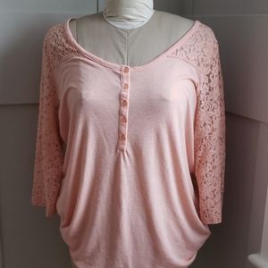 Peach torrid top with lace